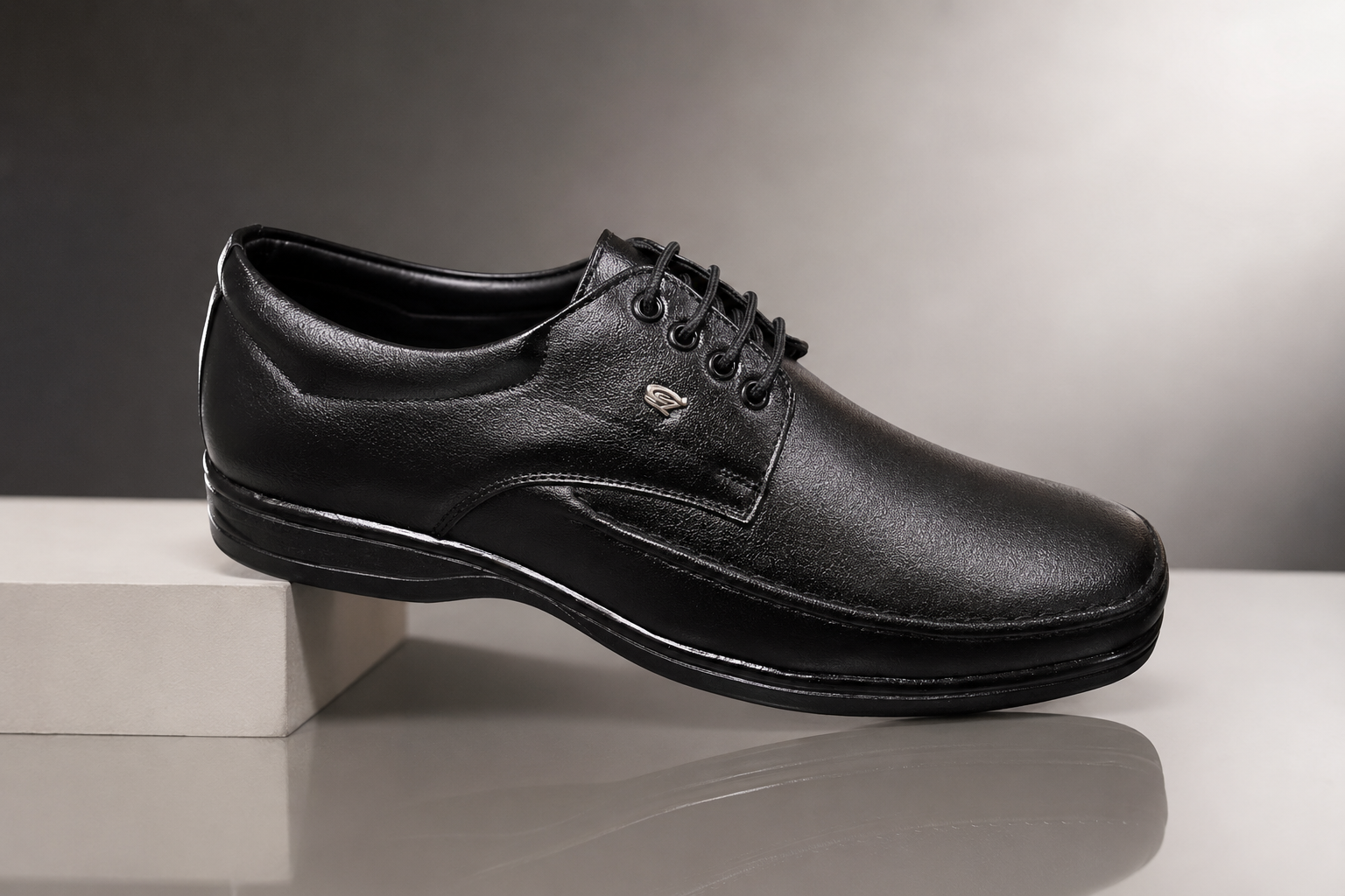 Men’s Formal Lace-Up Shoes