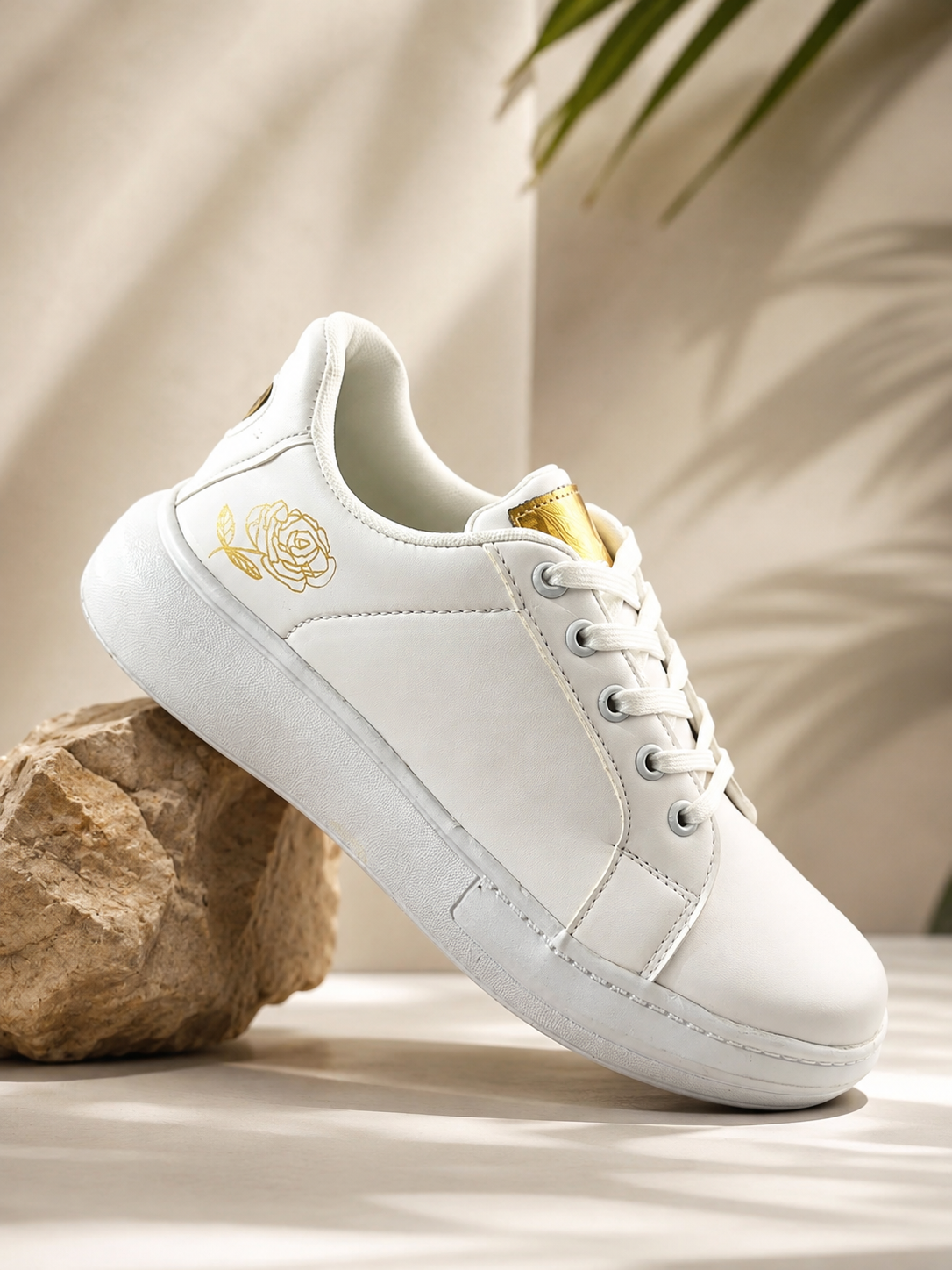Women’s White Sneaker Flower Print