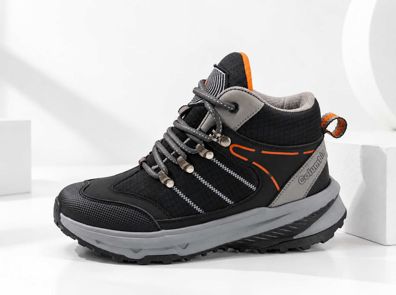 Men’s High-Level Cushioning Trekking Shoes